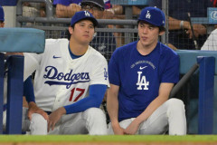 【悲報】大谷翔平さん、ロバーツ監督の「明日は出場」から一転して2戦連続スタメン外・・・・・・・・・