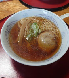 【悲報】普通のラーメン屋さん、ガチで絶滅・・・・・・・・・