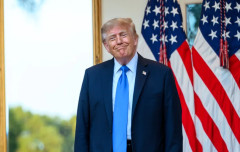 トランプ大統領「中間選挙で勝利すれば米国の成人に1人5000ドルのを支給するぞ！」