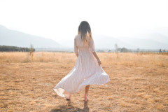 ウワキされたので彼女と別れた。元カノ友達「 （元カノ）も悪いけど誰にでも間違いはあるよ。今回のことは（俺）君にも問題があったんだよ。わかる？」俺「（元彼女）がウワキしたのはお前の彼氏だぞ！」友「….！？」