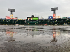 カープvs阪神、また雨天中止。地獄の連戦が加速する事態に