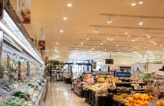 【仕事】スーパーに就職って嫌なんか？　ワイの勤め先、新卒の内定者が全然足りて無いらしい