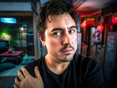 外国人「Natsukiが世界を旅するなんて！」Abroad in Japanが新しいシリーズを始めてる