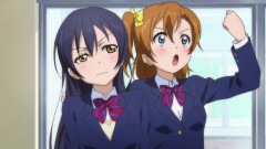 ラブライブ！のキャラクター達もネットカフェとかいくんかな