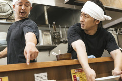 【悲報】こめお、別店舗で『恐ろしい事実』が判明してしまう！！！！！！