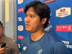 【悲報】大谷、スタベン休養時にベンチ裏でずっと打撃練習をしていた