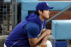 【悲報】大谷翔平さん、プレーオフも欠場か「彼の今シーズンはもう終わりだ」・・・・・・・・・