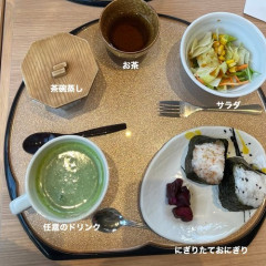 【画像】名古屋の喫茶店で500円のコーヒー頼んだオジサン、とんでもないことになるｗｗｗｗ