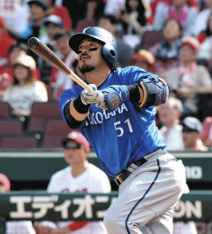 De宮崎敏郎(38)  衰えてもシーズン10本塁打達成