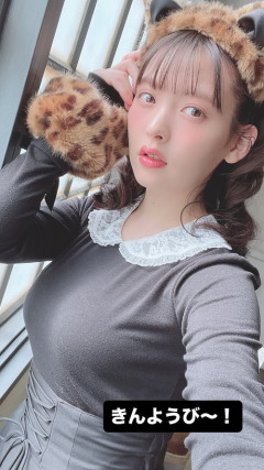 【画像】声優の上坂すみれさん、デカすぎて服がパツパツになってしまうｗｗｗｗ