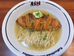 【朗報】ラーメン屋の店主、天才的なトッピングを発明してしまう