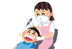 【画像】完全にお●ぱい当たってる歯医者
