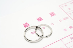 「いずれ結婚するつもり」8割を切る