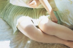【画像】女子アナ(41)のこの太もも、ガチで最高だろ...