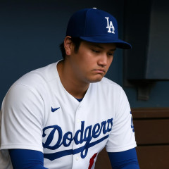 「事実上、大谷翔平はもう終わりだ」 LA紙記者が激白「ドジャースはそうではないように振舞っている」 負傷者リスト入り   #MLB |  そう言えば寝具売り場の大谷のパネル撤去されてたわ