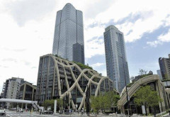【悲報】都内の夫婦さん、1億円でクソ狭い部屋を買おうとしてしまう…おかしいよこの国