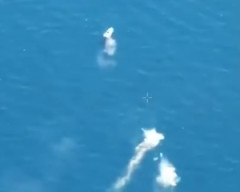 【動画】ウクライナ艇vsロシア艇。黒海で史上初の無人水上艇（USV）同士の海戦が行われる。