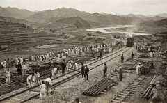 韓国人「何故日本は朝鮮半島の鉄道網に『標準軌』を敷設したのか？その知られざる事実がこちらです‥」