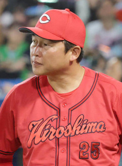 カープ8年連続V逸。3連敗で借金ワースト20。奨成2塁打×3猛打賞も反撃は菊池タイムリーのみ【広島1-3ヤクルト/試合結果】