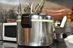 【画像】彼女の家の「炊飯器」がコレだったらどうする？ｗｗｗｗ