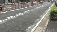 【東京】停車中の車のドアに自転車が衝突…転倒した59歳男性が後続車にはねられ死亡　渋谷・明治通り