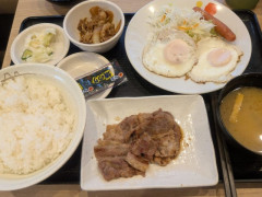松屋の580円定食がガチでコスパやばい🐷