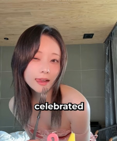 【動画】外国人「重盛さと美が38歳！？嘘だろ？どんな加工してるんだ？」