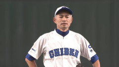 【悲報】52歳イチロー、女子高校生相手に17奪三振完封ｗｗｗ