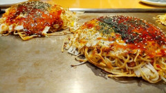 「今度広島行くんだけどおすすめのお好み焼き屋ってある？」 ←これ
