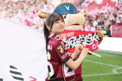 神戸の勝利の女神が「無敗は凄い」　乃木坂46五百城茉央さん来場…ファン歓喜「そろそろチャント作って」