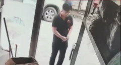 【中国】男性が爆発に巻き込まれる動画、笑っちゃいけないけど笑ってしまうと話題にｗｗｗｗｗ