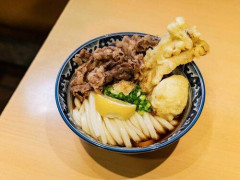 【悲報】大阪のうどん、正直まずい