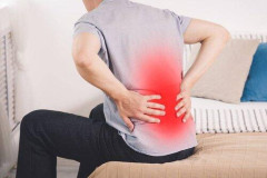 【悲報】腰痛、全然良くならない