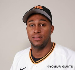巨人 ライデル・マルティネス 年俸 4年49億円 4敗目←この人