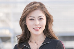 貝殻ビキニから37年、武田久美子　23年ぶり写真集は「サンゴＮＵＤＥ」