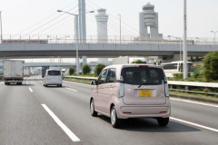 軽自動車で高速道路ってそんなヤバいんか？