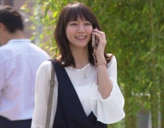 吉岡里穂さん、猫を利用して胸のデカさをアピールｗｗｗｗｗｗ （※画像あり）