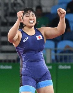 【悲報】37kg女性「私はレスリングやってるからその気になれば一般男性相手を倒せる」