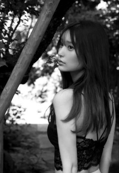 ホストとトラブルになって自殺したセクシー女優･倉木華さんの所属事務所が声明を発表｢大変心を痛めると同時に､一連の行為について強い憤りを感じております｣