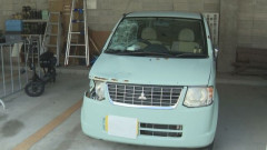 77歳の男が運転する軽自動車が信号無視して交差点に侵入し電動キックボードと衝突、キックボードの78歳男性が死亡