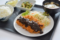 【悲報】1日3食、食品業界のステマだった