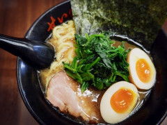 おじさんになると脂（油）モノ食べられなくなる謎現象あるでしょ？