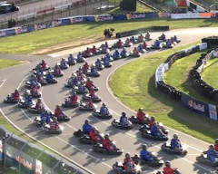 【動画】1周で60台以上ごぼう抜き。マックス・フェルスタッペンvs100カート。
