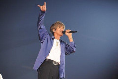 【衝撃】中居正広さんの引退も影響か…木村拓哉さんがソロツアーでSMAP曲を増やしたワケ・・・・・・・・・