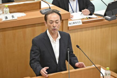 【悲報】町長、ラーメン屋で管理職の文句を大声で言ってしまい議会で謝罪