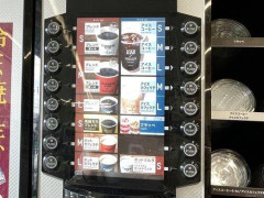 【朗報】コンビニコーヒー、MサイズにLが入る