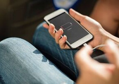 スマホの性能、もう進化させるところはバッテリーだけで良くないか？