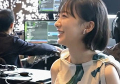 【悲報】芦田愛菜(22)、セッ■スするには小さすぎると話題に