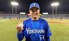 DeNA・石田裕太郎「もうちょっと点が欲しい(小声)」ヒーローインタビュー