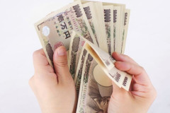 100万以上借金があるやつ集まれ！